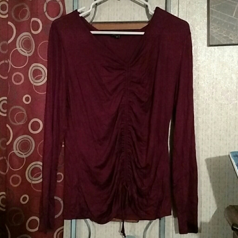 🎉 HOST PICK 🎉 Fashion Nova/Ambience Burgundy Sierra Ruched Top